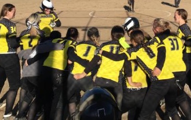 160416 SU softball slideshow