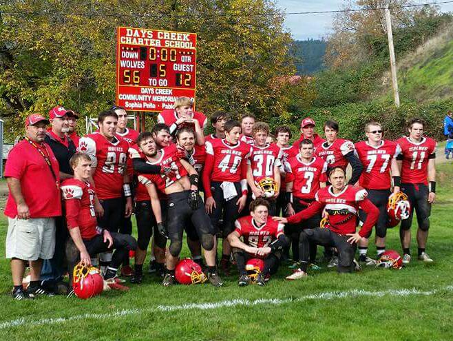 161105 Days Creek football
