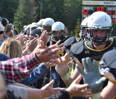 170925 Camas Valley football slider