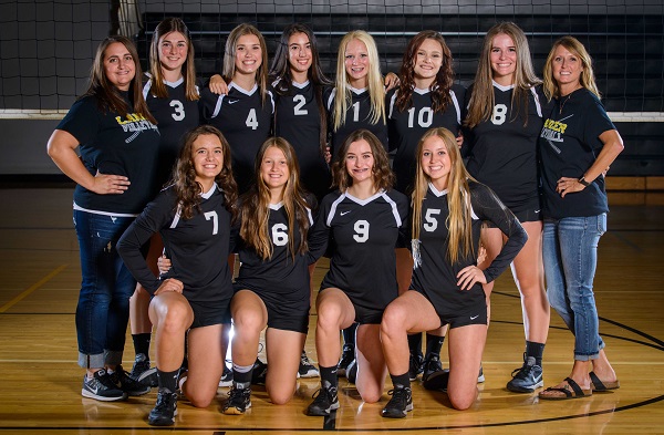 181027 SU volleyball squad