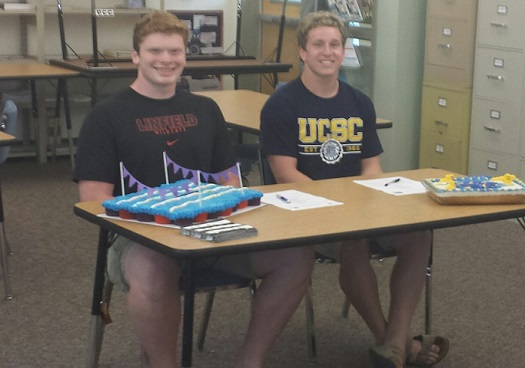 160503 RHS swimmers sign