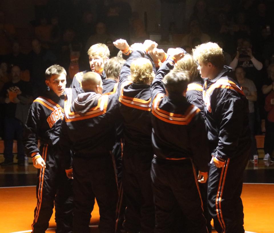 190116 Roseburg wrestling senior night